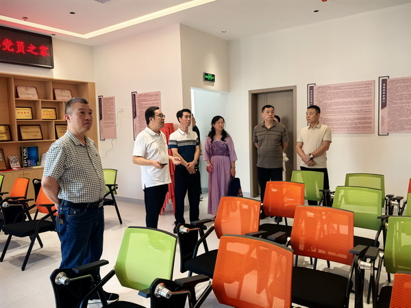 民革株洲市机关支部赴衡阳调研党员之家建设 (10).jpg