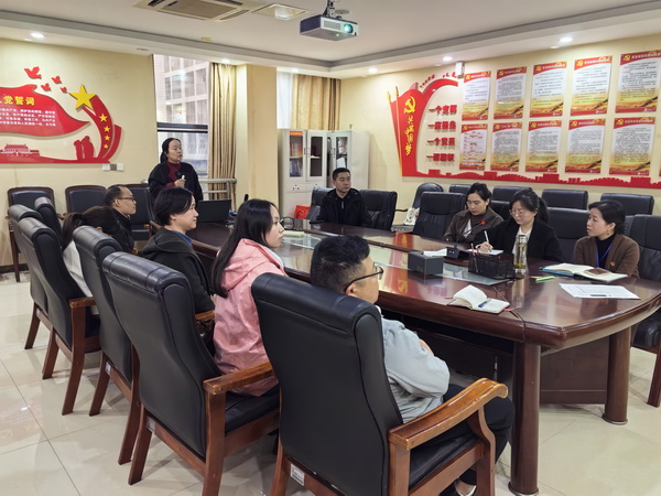 瀹堟姢鍖昏呬粊蹇?鍏崇埍鍖绘姢鎴愰暱 姘戦潻鍏氬憳蹇冪悊涓撻璁插骇璧拌繘鏍床甯備簩鍖婚櫌.jpg 瀹堟姢鍖昏呬粊蹇?鍏崇埍鍖绘姢鎴愰暱 姘戦潻鍏氬憳蹇冪悊涓撻璁插骇璧拌繘鏍床甯備簩鍖婚櫌.jpg