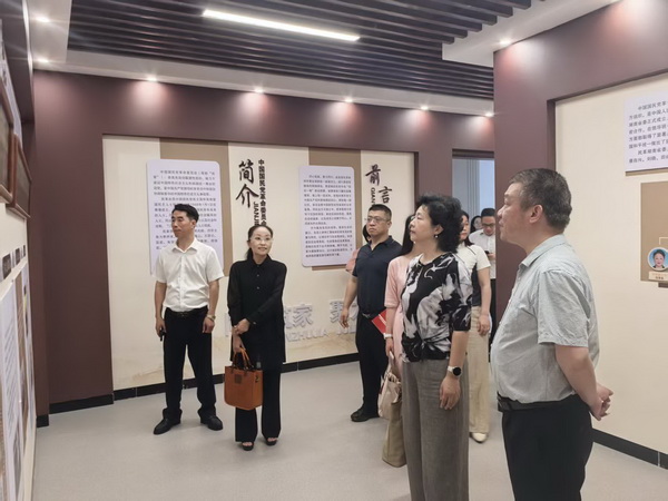 民革株洲市委会开展“四位一体”建设“回头看”活�?(5).jpg