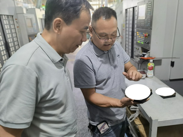 民革株洲市委会开展中小企业数字化改造专题调研助力产业转型升�?(2).jpg